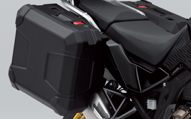 Honda Kunststoff Seitenkoffer-Set Africa Twin und Adventure Sports ab BJ. 24