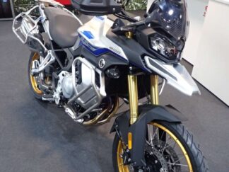 VOGE 900DSX