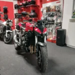 Bild 1 von 4 zeigen